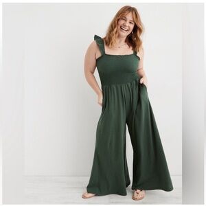 Aerie Smocked Wide Leg Jumpsuit Flutter Strap, Pockets, Sycamore Green NWT! XS!